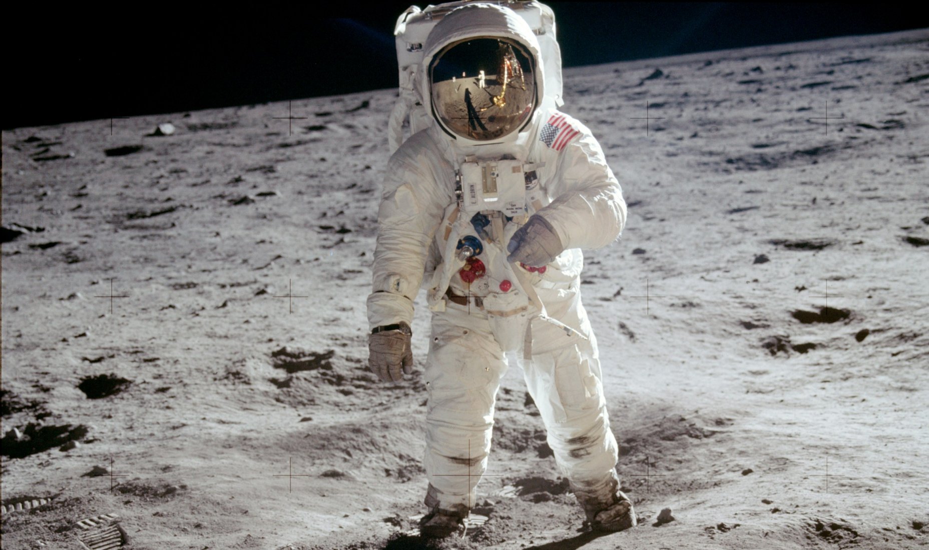 Buzz Aldrin na Měsíci behěm mise Apolla 11