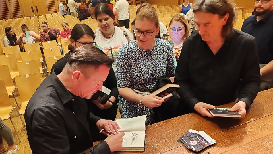 Setkání s fanoušky a fanynkami Kriminálky v brněnském Semilassu