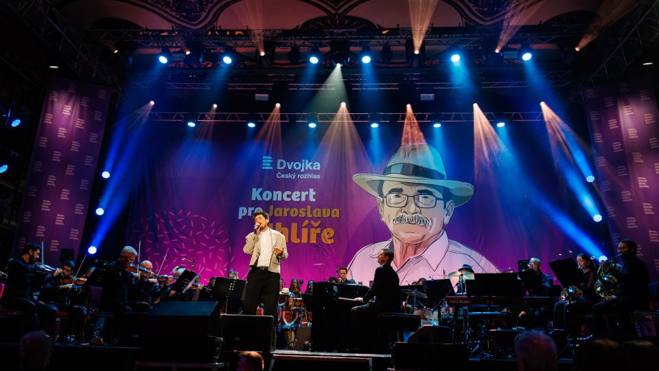 Koncert pro Jaroslava Uhlíře: Mirai Navrátil zpívá Severní vítr | foto: Jiří Šeda,  Český rozhlas Koncert pro Jaroslava Uhlíře: Mirai Navrátil zpívá Severní vítr