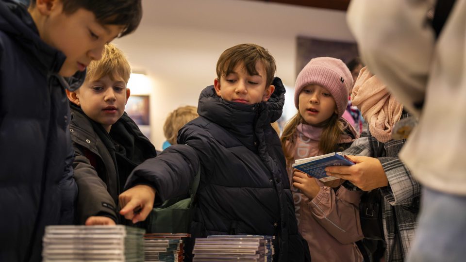 Vlnohraní Lou-skáče-k, Betlémská kaple