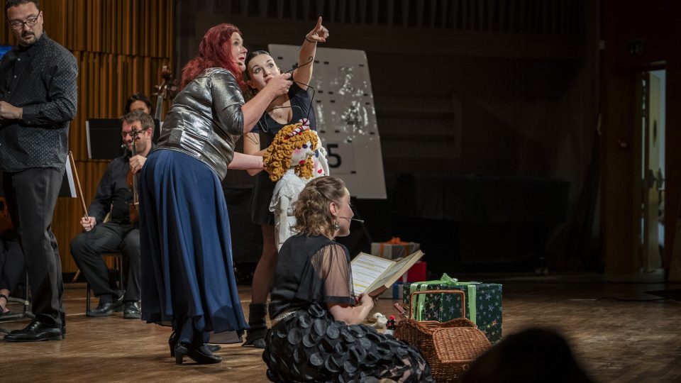 Vlnohraní Lou-skáče-k, Pražská konzervatoř