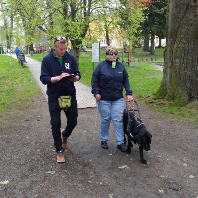 V Liberci budou soutěžit nevidomí a jejich vodicí psi  (archivní snímek) | foto: Lucie Fürstová,  Český rozhlas