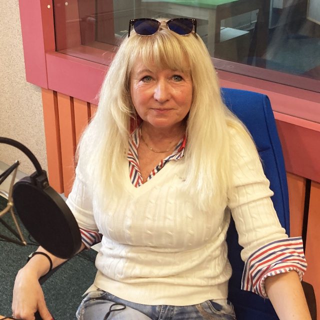 Lenka Borská ve studiu Českého rozhlasu Hradec Králové | foto: Jana Kudyvejsová,  Český rozhlas