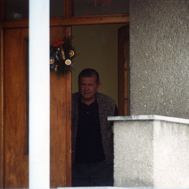 Alois Grebeníček v roce 2002. V 50. letech byl vyšetřovatelem komunistické Státní bezpečnosti. Mezi vězni byl kvůli tvrdým vyšetřovacím metodám známý pod přezdívkou Mlátička | foto: Karel Šanda,  Empresa Media / Profimedia
