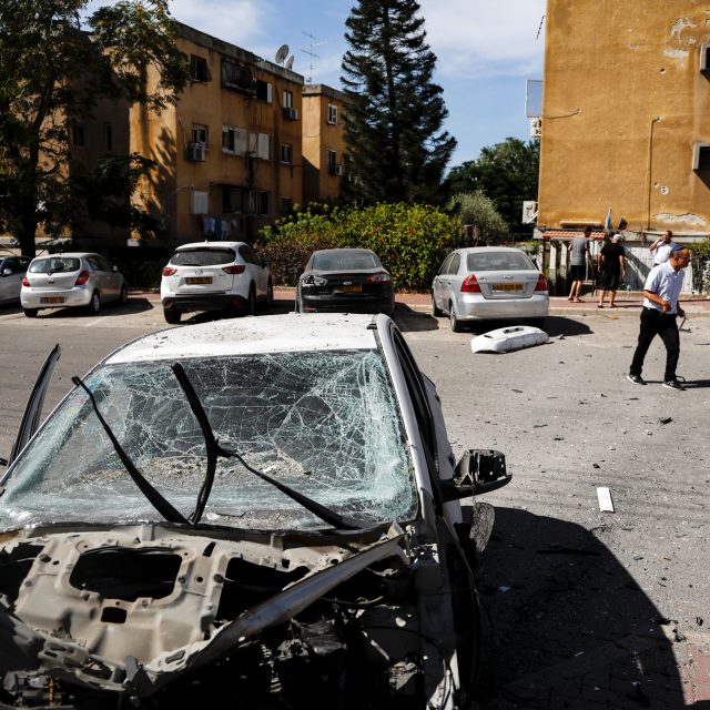 Následky ostřelování Izraele  (ilustrační foto) | foto: Reuters