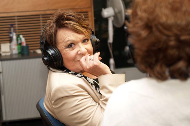 Jiřina Bohdalová ve studiu Dvojky  (2010) | foto: Jan Profous